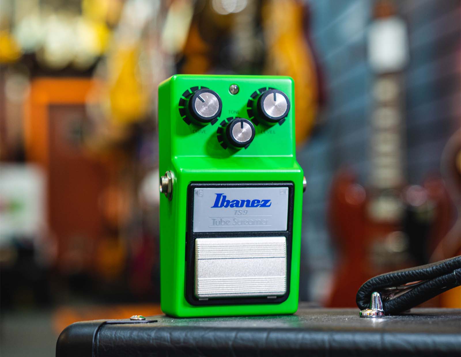 What Does a Tube Screamer Pedal Do? Our Guide to What They